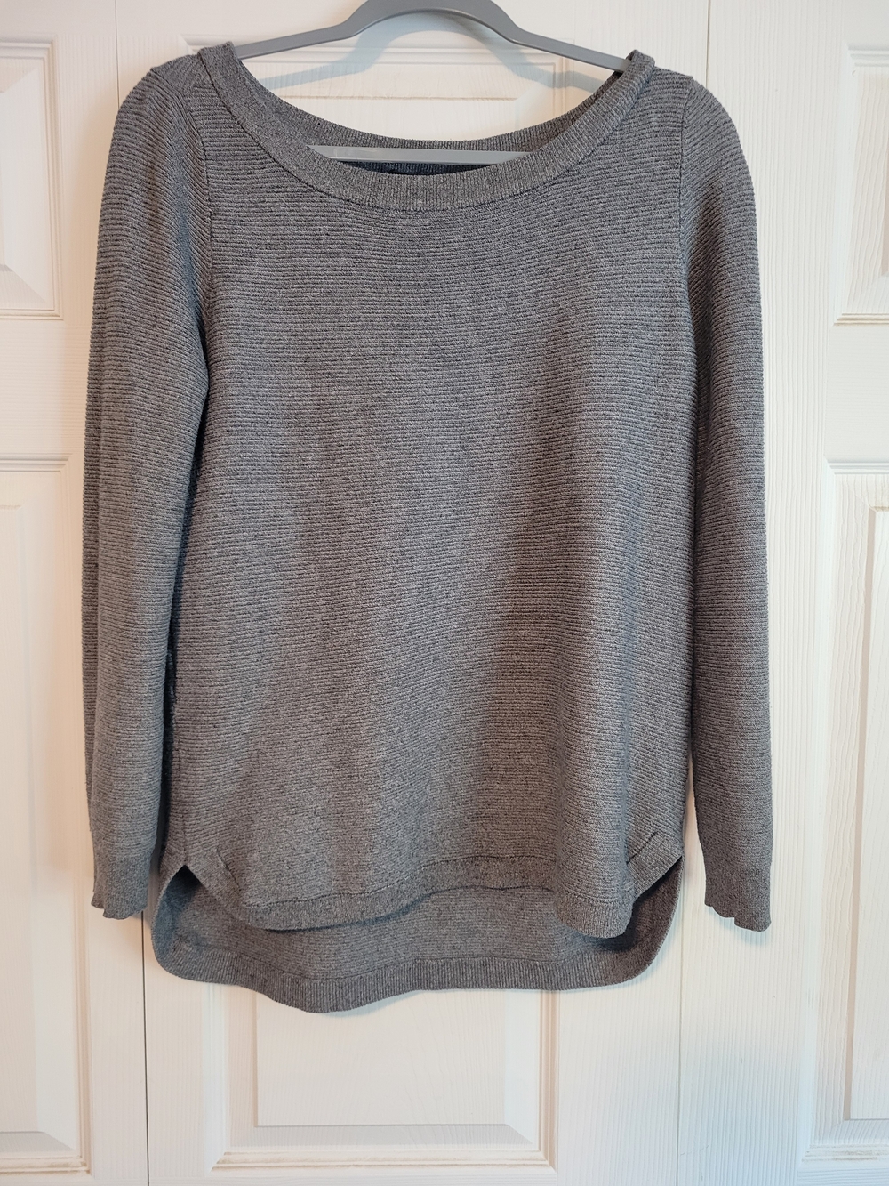 Cyrus Scoop Neck Gray Knit Pullover